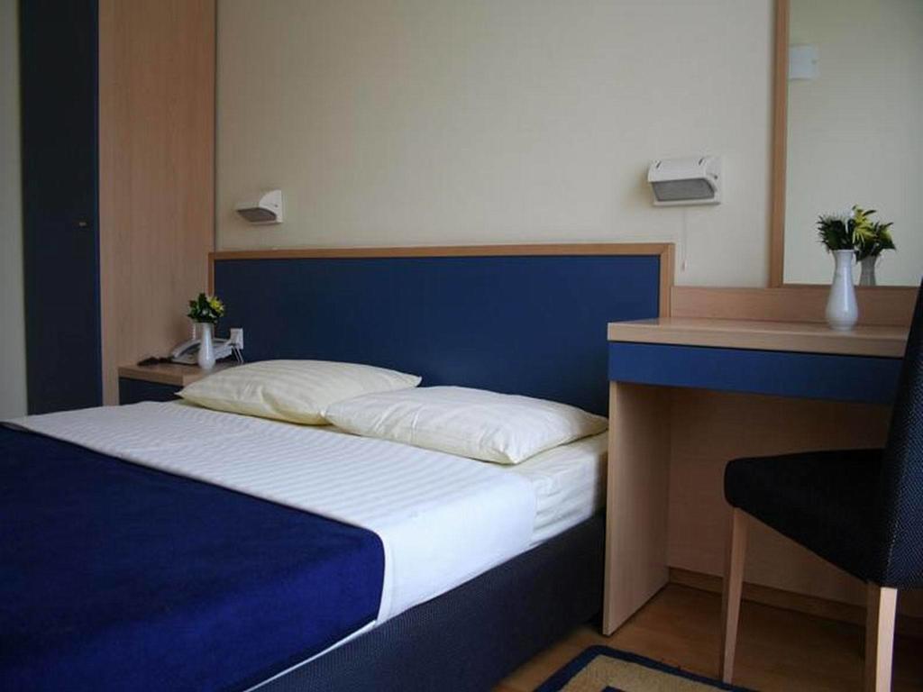 Hotel Cubic Laktaši Kamer foto