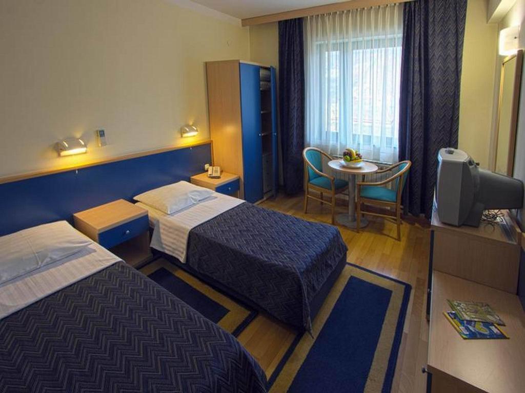 Hotel Cubic Laktaši Kamer foto